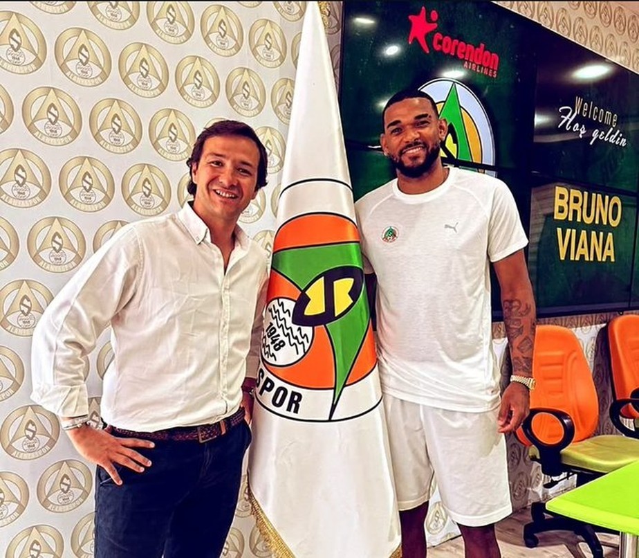 外援维亚纳, 曾在, yid