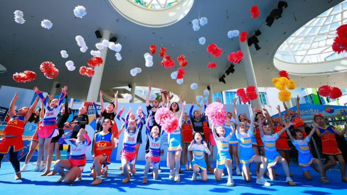 也为体育赛, 十大精英队