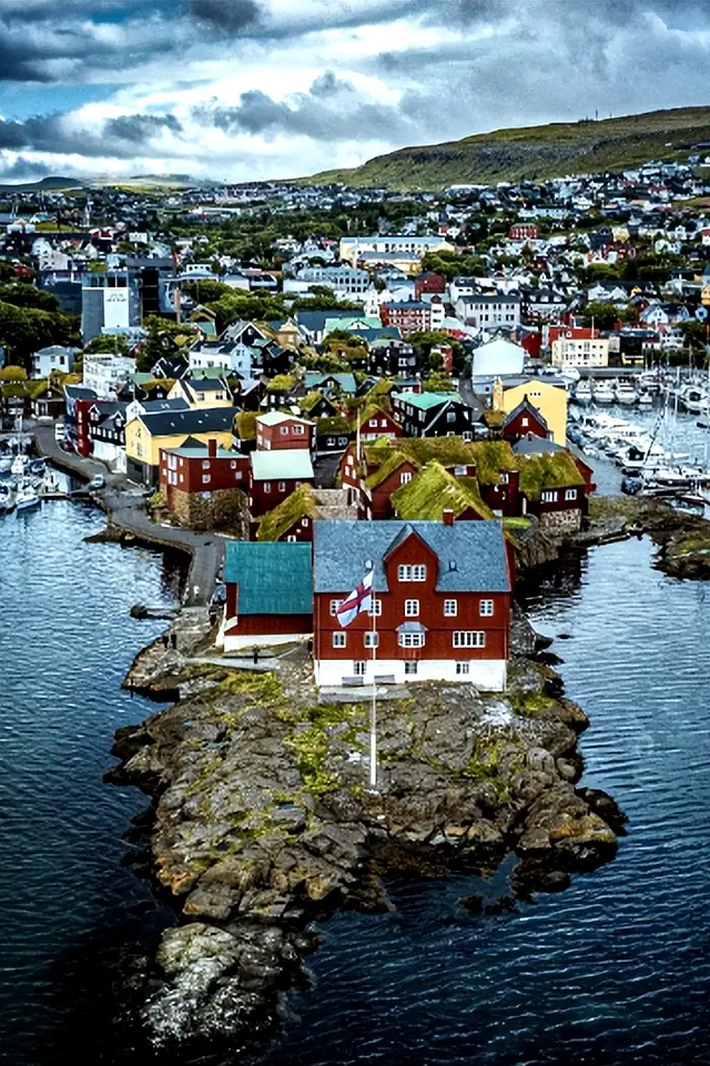 我们而不同, 的比赛中, src